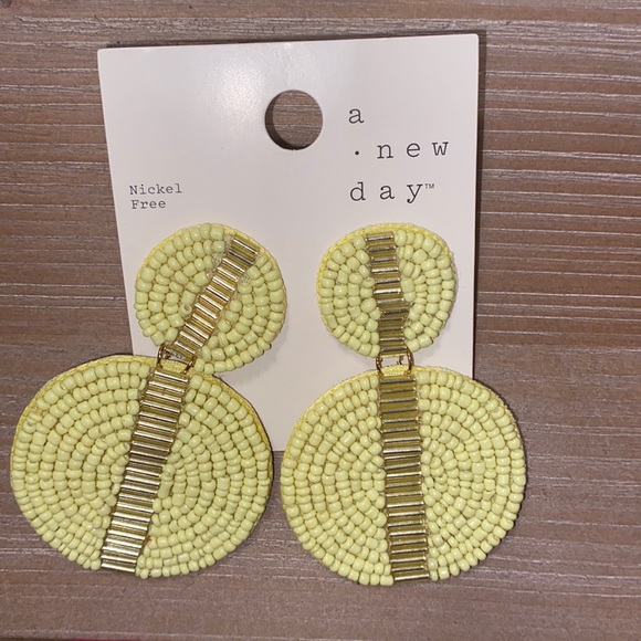 a new day Jewelry - NWT A new day yellow statement earrings